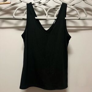 Cjla ribbed tank top in black.
